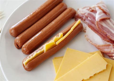 how-to-make-texas-tommy-hot-dogs-bettycrockercom image