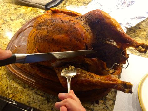 mccormicks-sage-rubbed-roasted-turkey-everyday image