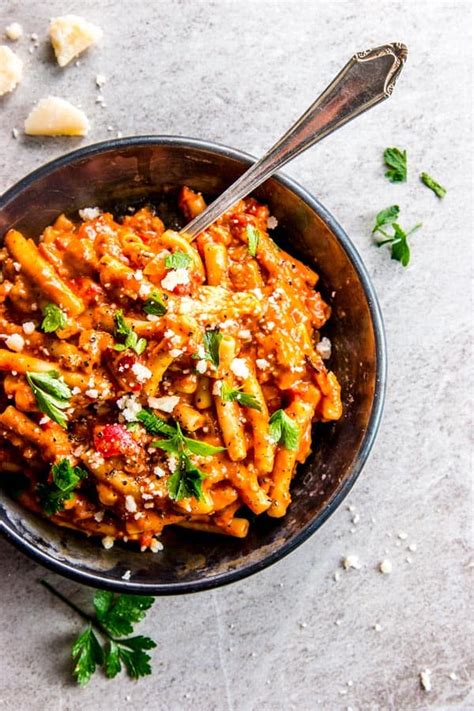 one-pot-italian-sausage-pasta-30-minute-dinner image