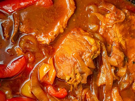 slow-cooker-pork-chops-and-peppers-12-tomatoes image