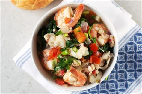 mediterranean-shrimp-and-lobster-stew-tasty image