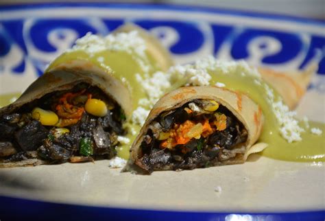 huitlacoche-corn-squash-blossom-crepes-with image