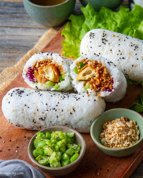 how-to-make-fan-tuan-ci-fan-stuffed-rice-roll image