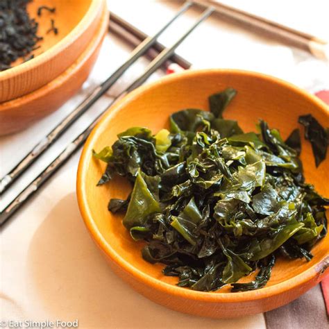 easy-wakame-seaweed-salad-recipe-and-video-eat-simple-food image