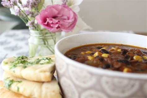 black-bean-corn-chicken-soup-and-garlic-pita-knots image