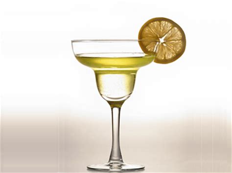 vodka-gimlet-recipe-traditional-cocktail-drink-for-all image