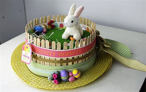 15-egg-cellent-homemade-easter-bonnet-ideas-for-kids image
