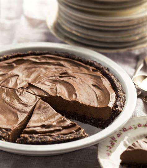 vegan-chocolate-pie-no-baking-required image