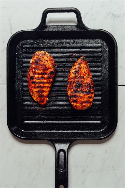 easy-marinated-grilled-chicken-30-minutes image