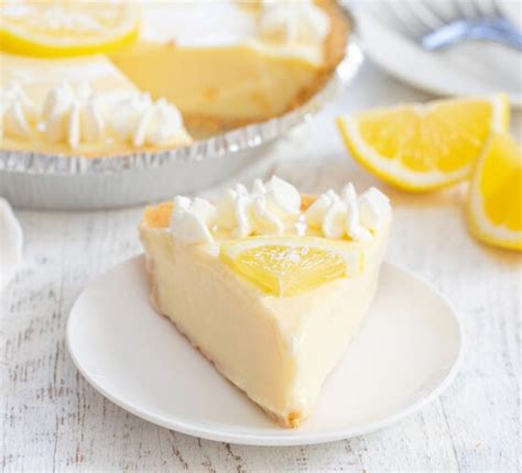 2-ingredient-no-bake-lemon-pie-no-eggs-or-butter image