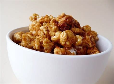 homemade-cracker-jack-caramel-peanut-popcorn image