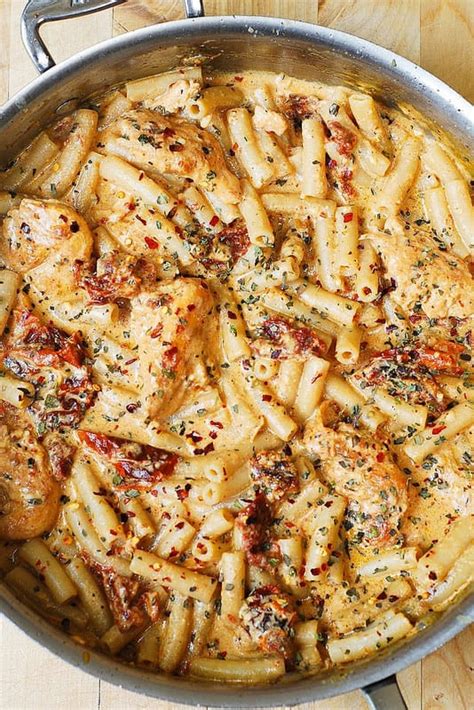 25-easy-pasta-recipes-delicious-and-simple-julias-album image