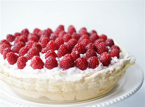raspberry-meringue-pie-5-boys-baker image