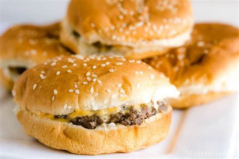 cooking-hamburgers-in-the-oven-baked-with-a image