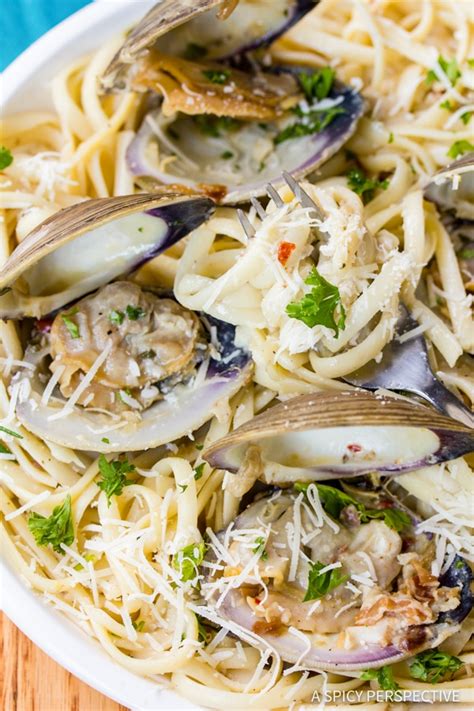 clam-pasta-alle-vongole-a-spicy-perspective image