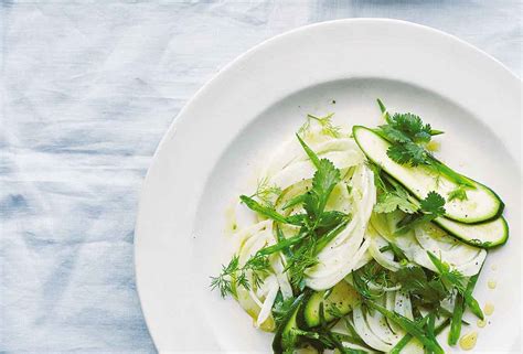 zucchini-and-fennel-salad-recipe-leites-culinaria image