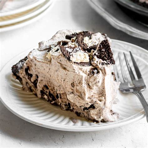 easy-oreo-ice-cream-pie-recipe-dinner-then-dessert image