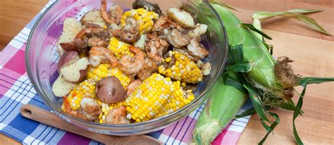frogmore-stew-traditional-shrimpprawn-dish-from image