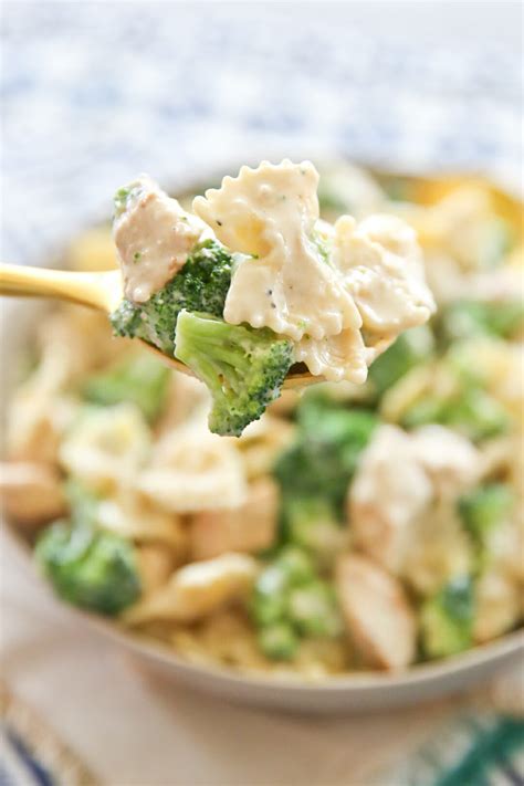 light-and-healthy-low-fat-alfredo-sauce-our-best-bites image