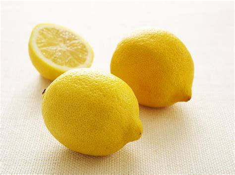 lemon-pudding-cake-cookstrcom image