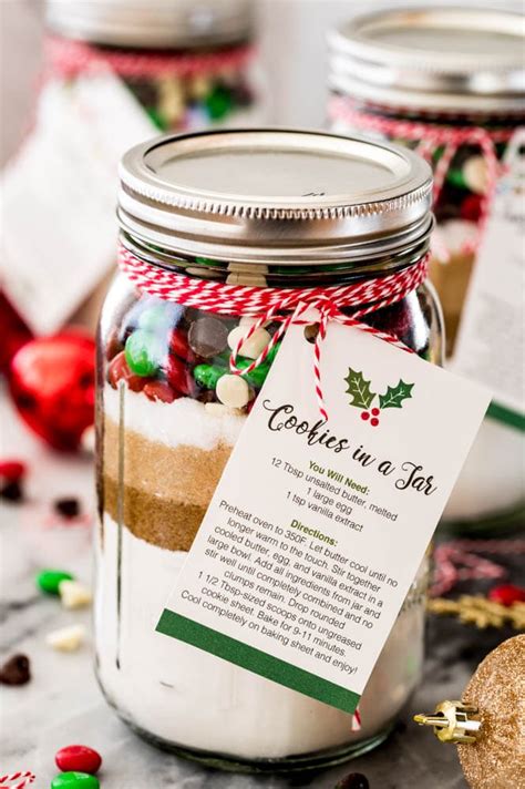 giftable-cookie-mix-in-a-jar-with-free-printable-sugar image