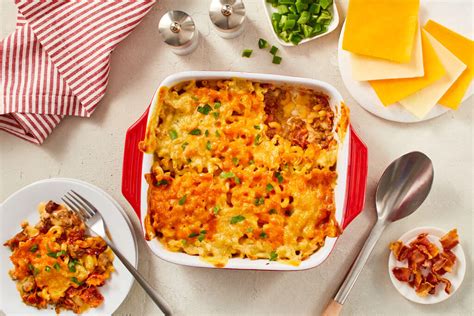 cheesy-burger-macaroni-casserole-cook-with image