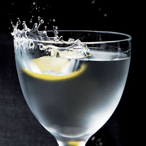 classic-martini-recipe-bon-apptit image