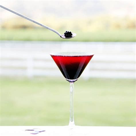 best-blackberry-martini-recipe-how-to-make-gin image