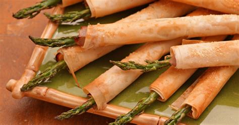 phyllo-wrapped-asparagus-with-ham-and-parmesan image