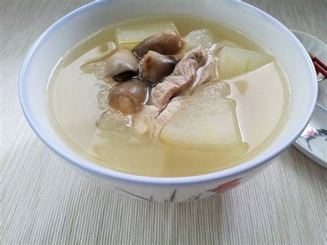 chinese-winter-melon-soup-recipe-souper-diaries image