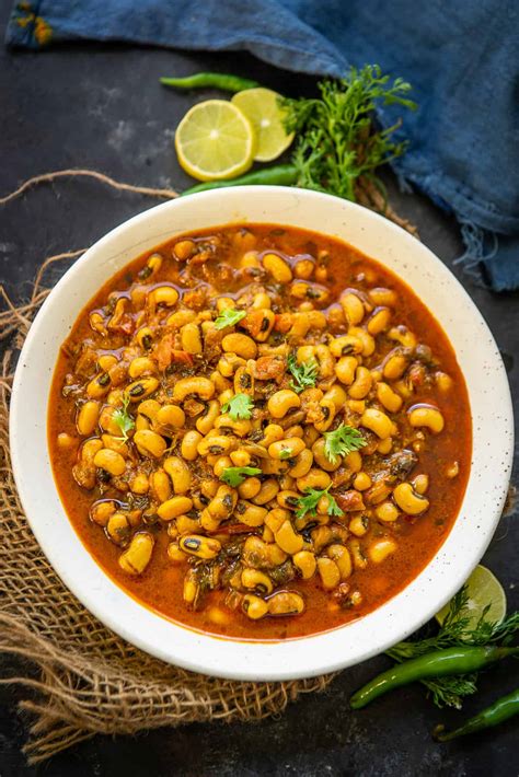 punjabi-lobia-masala-recipe-black-eyed-peas-curry image
