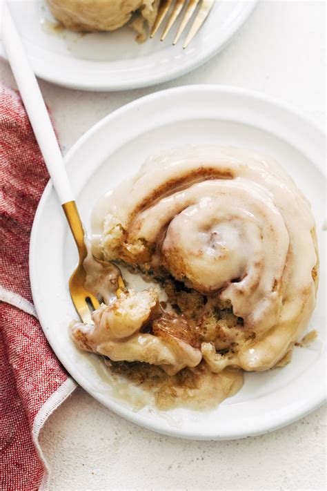 house-favorite-cinnamon-rolls-with-cream-cheese image