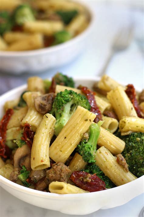easy-sausage-pesto-pasta-with-broccoli-and-sun-dried image