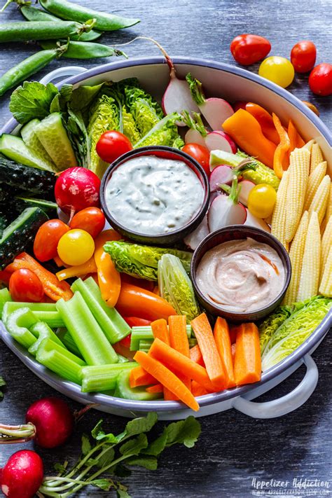 crudite-platter-how-to-make-a-french-vegetable-platter image
