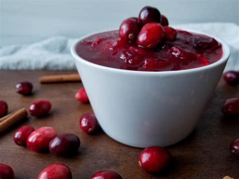 the-very-best-homemade-cranberry-sauce-with-apple image