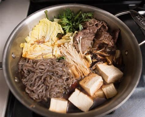 how-to-make-sukiyaki-with-beef-japanese-hot-pot image