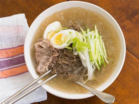 mul-naengmyun-the-cold-korean-noodle-soup-perfect image