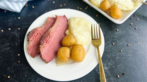 honey-mustard-corned-beef-and-cabbage image