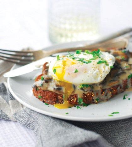 savory-french-toast-with-creamy-mushrooms image
