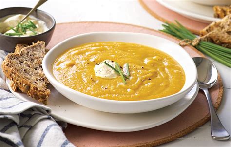 creamy-jerusalem-artichoke-soup-healthy-food-guide image
