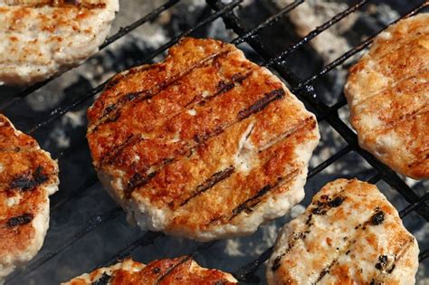 what-to-cook-with-frozen-chicken-patties-livestrong image