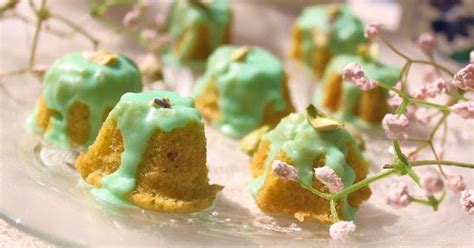 pistachio-tea-cakes-for-st-patricks-day-whats-cookin image