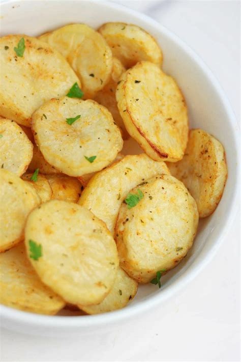 baked-sliced-potatoes-oven-baked-potato-slices image