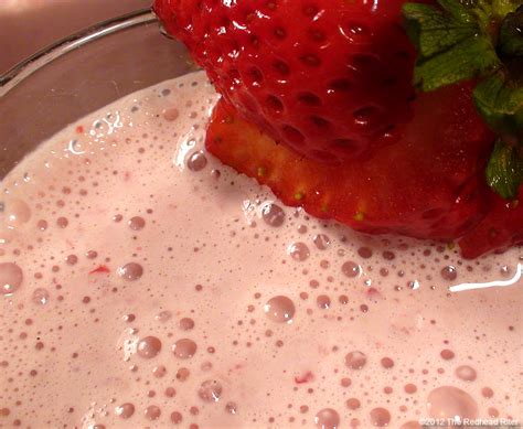 perfect-strawberry-milkshake-recipe-photo-tutorial image