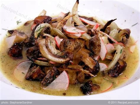 roasted-mushroom-and-fennel-salad-with-radishes image
