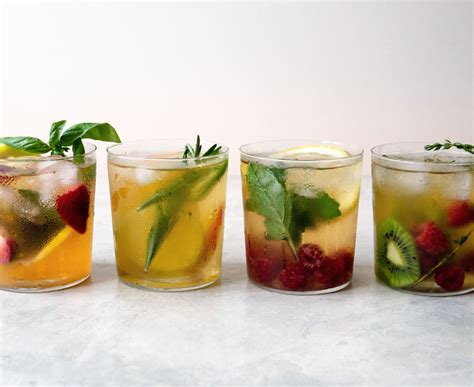 4-easy-cold-brew-iced-teas-with-fresh-fruit-oh-how image