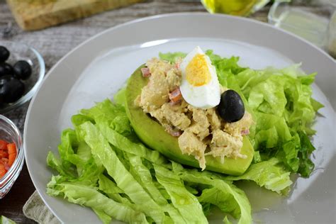 palta-reina-traditional-salad-from-chile image