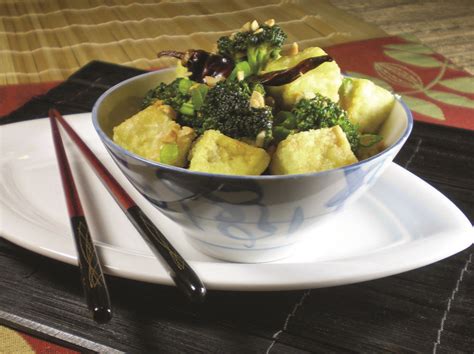 kung-pao-broccoli-and-tofu-cookstrcom image