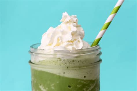 homemade-starbucks-green-tea-frappuccino image