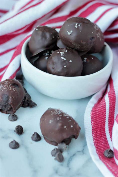 easy-cocoa-date-truffles-alternative-dish image